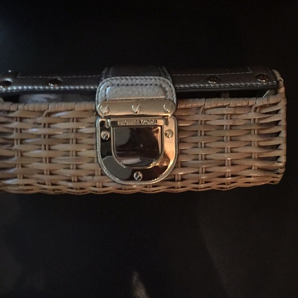 NWT Michael Kors Santorini clutch st a bargain!